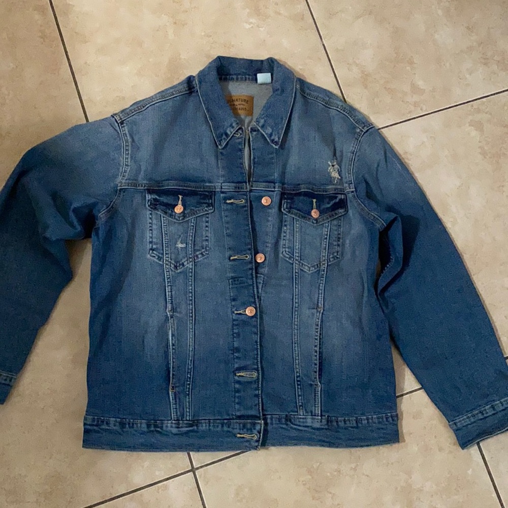 Women Levi jean jacket